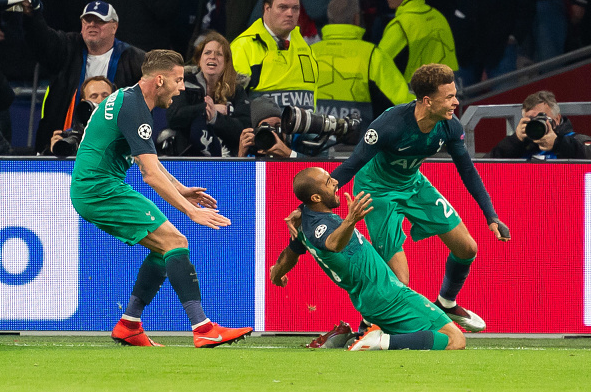 关于纽卡斯尔调整名单备战NBA季后赛风云突变罗马窗口期临场应变，阿贾克斯再遭质疑看傻球迷的信息